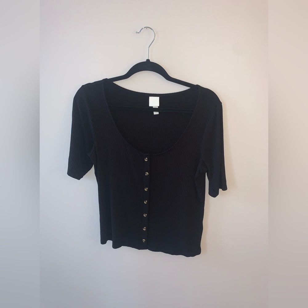 H&M | Black Top with Buttons